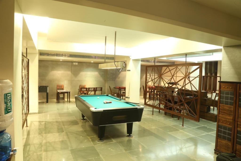 เอาท์โพสท์ แอท อาลิบัก รีสอร์ต Hotel อลีบาก ภายนอก รูปภาพ