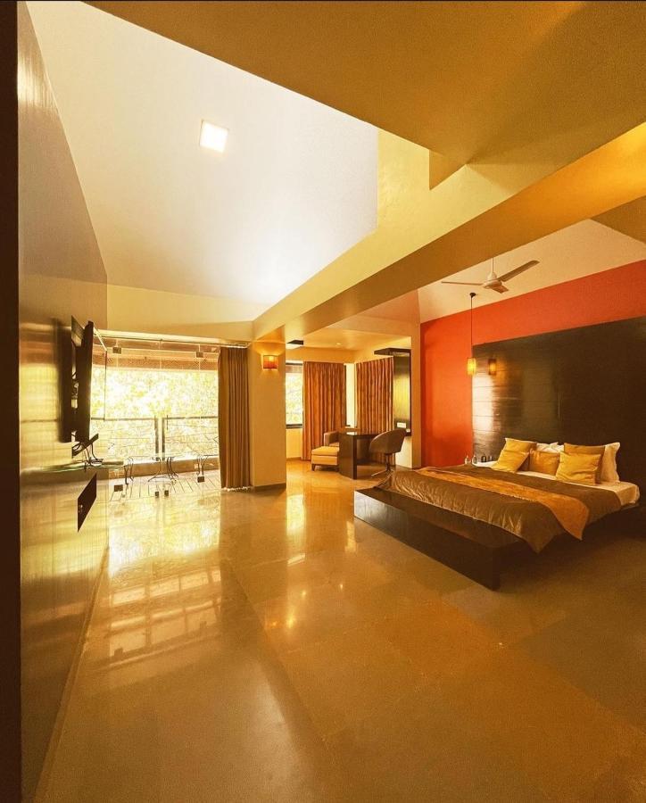 เอาท์โพสท์ แอท อาลิบัก รีสอร์ต Hotel อลีบาก ภายนอก รูปภาพ