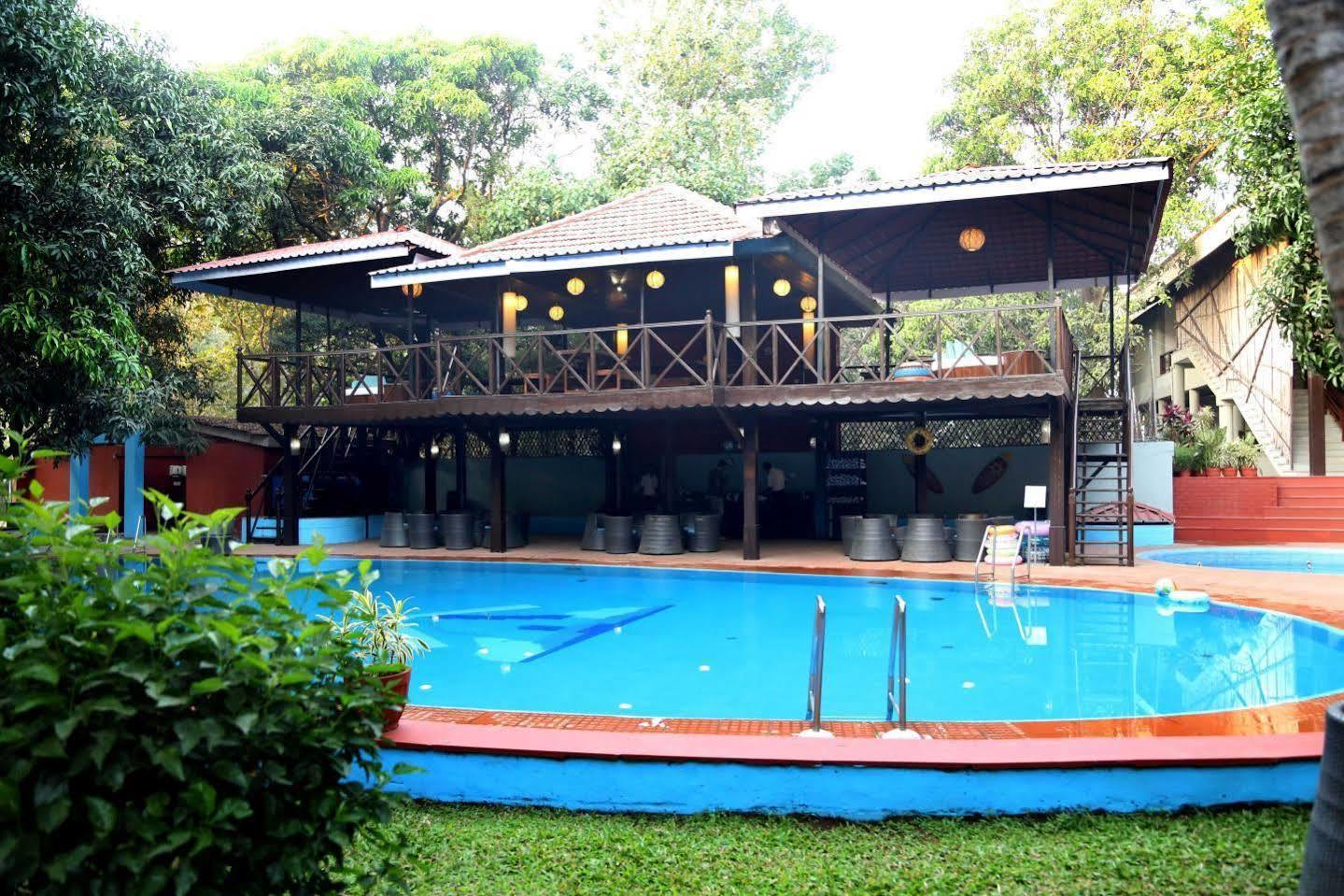 เอาท์โพสท์ แอท อาลิบัก รีสอร์ต Hotel อลีบาก ภายนอก รูปภาพ